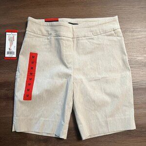 New With Tags Women's Tan Hilary Radley Bermuda Shorts, Size M